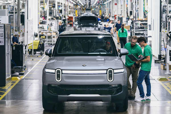 Rivian New 2nd Gen R1 Models, Upgraded Performance, Range And Autonomous Driving!